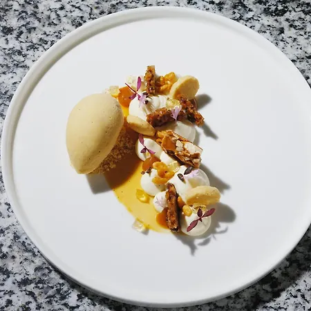 Отель The Omnia 5*