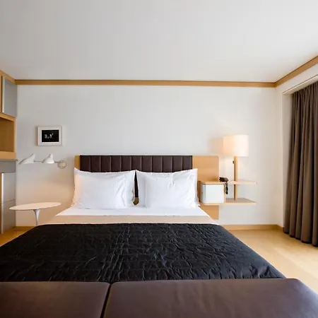 The Omnia Hotel 5*